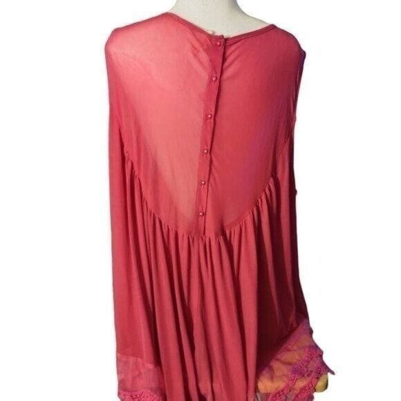 Boho Magenta Sleeveless Crochet Lace Tunic Top W/ Sheer Back - Picture 5 of 5